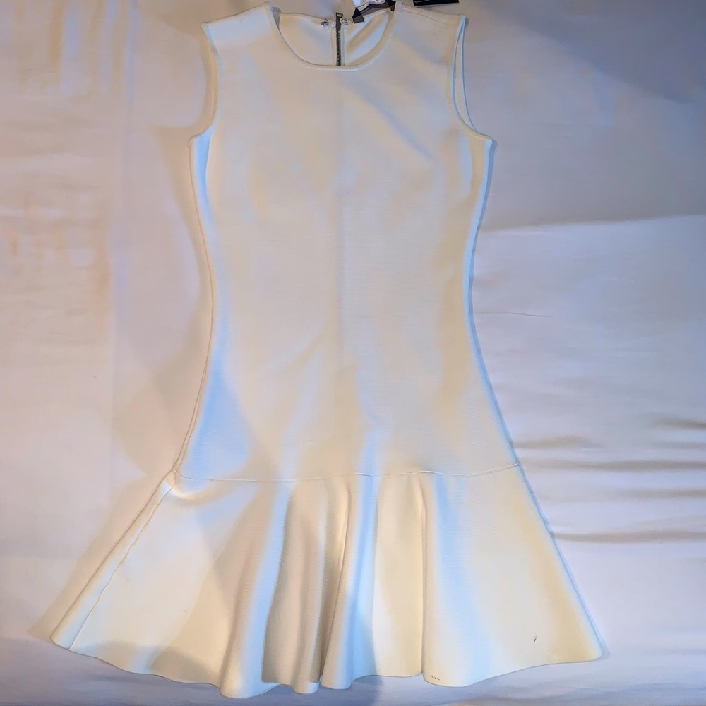 Bcbgmaxazria dress